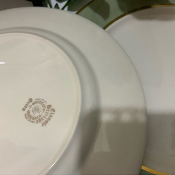 COPY - 4 Dinner Plate Classic Heritage Green Green Band Gold Trim Made in USA  … - Picture 5 of 10